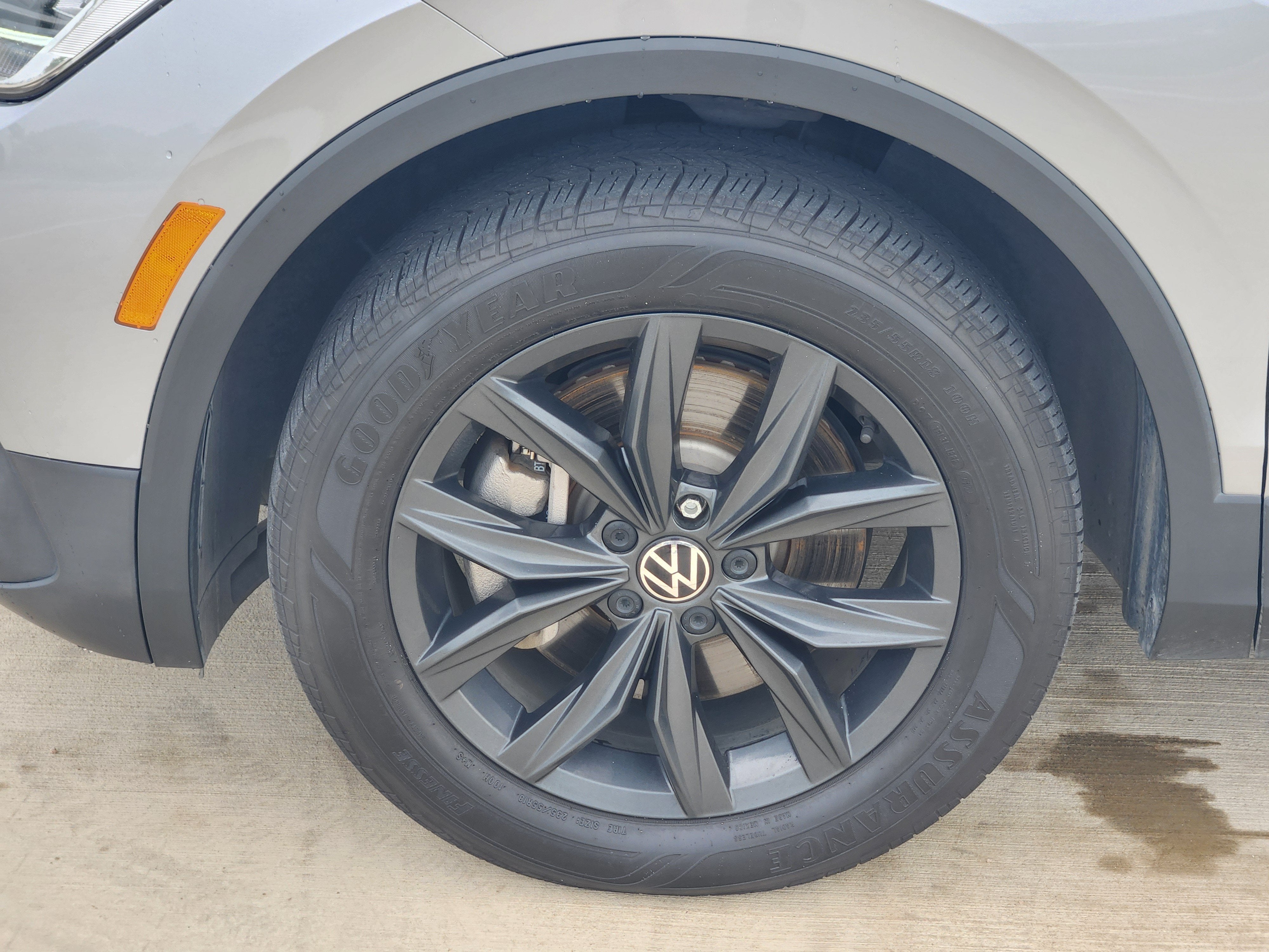 2024 Volkswagen Tiguan SE