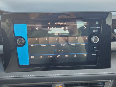 2026 Volkswagen Taos SE Black