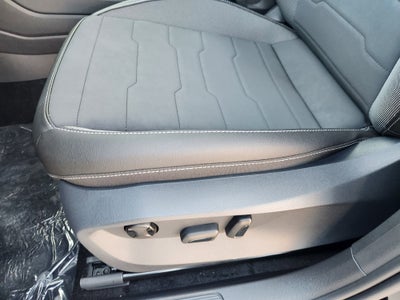 2026 Volkswagen Taos SE Black