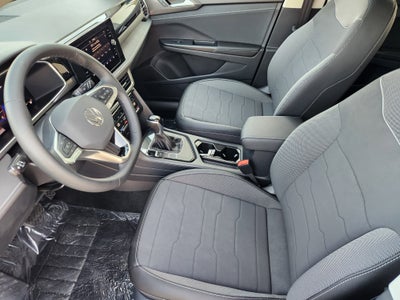 2026 Volkswagen Taos SE Black