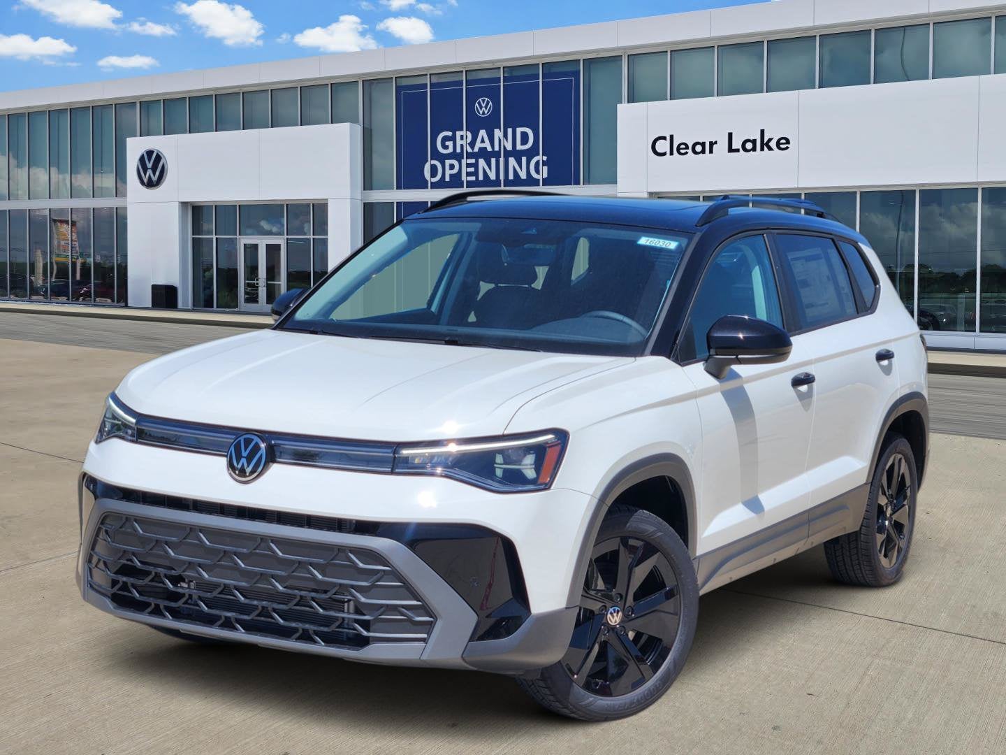 2026 Volkswagen Taos SE Black