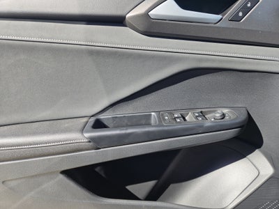 2026 Volkswagen Taos SE Black