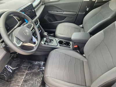 2026 Volkswagen Taos SE Black