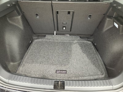 2027 Volkswagen Taos SE Black
