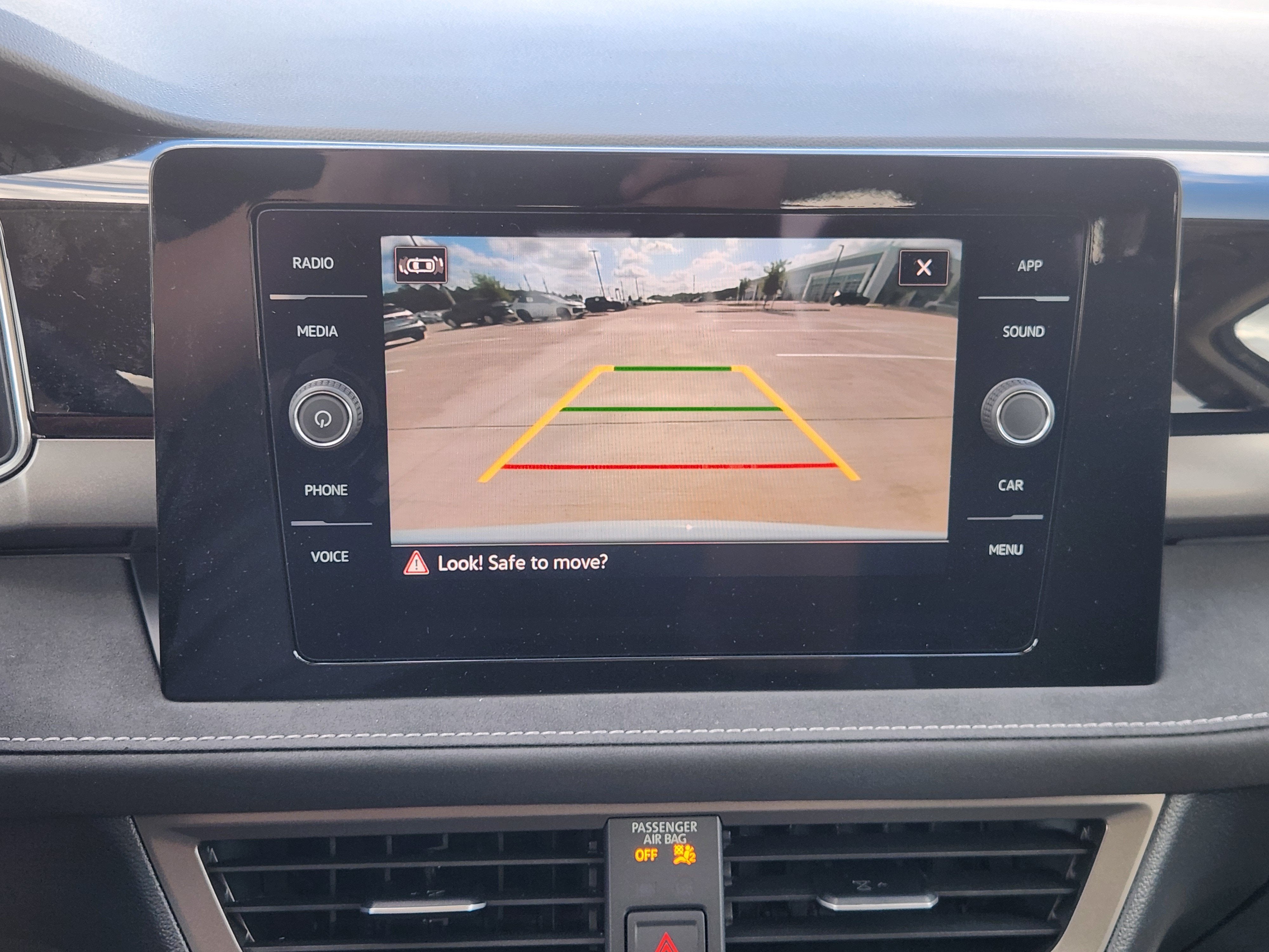 2027 Volkswagen Taos SE Black
