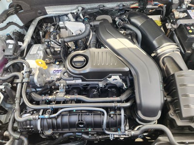 2027 Volkswagen Taos SE Black