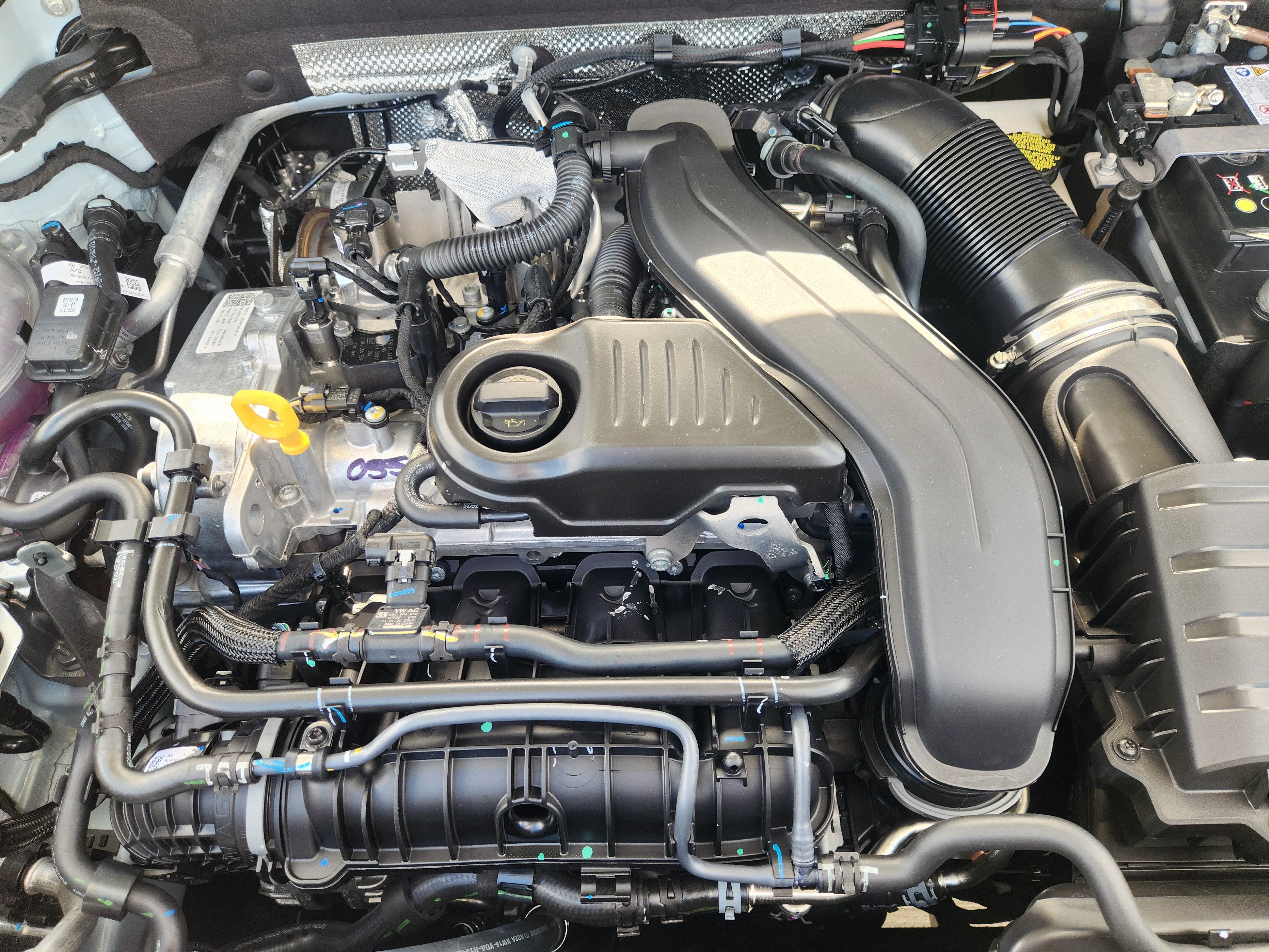 2027 Volkswagen Taos SE Black