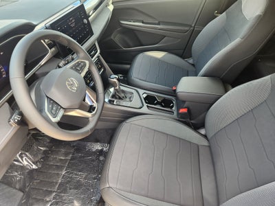 2027 Volkswagen Taos SE Black