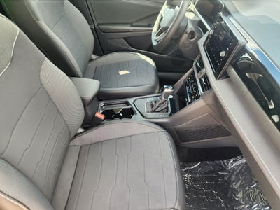 2027 Volkswagen Taos SE Black