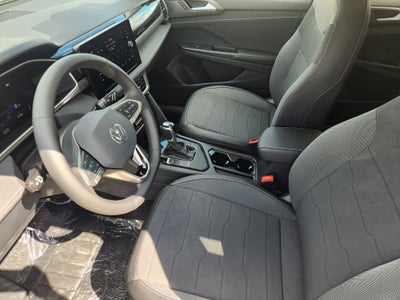 2027 Volkswagen Taos SE Black