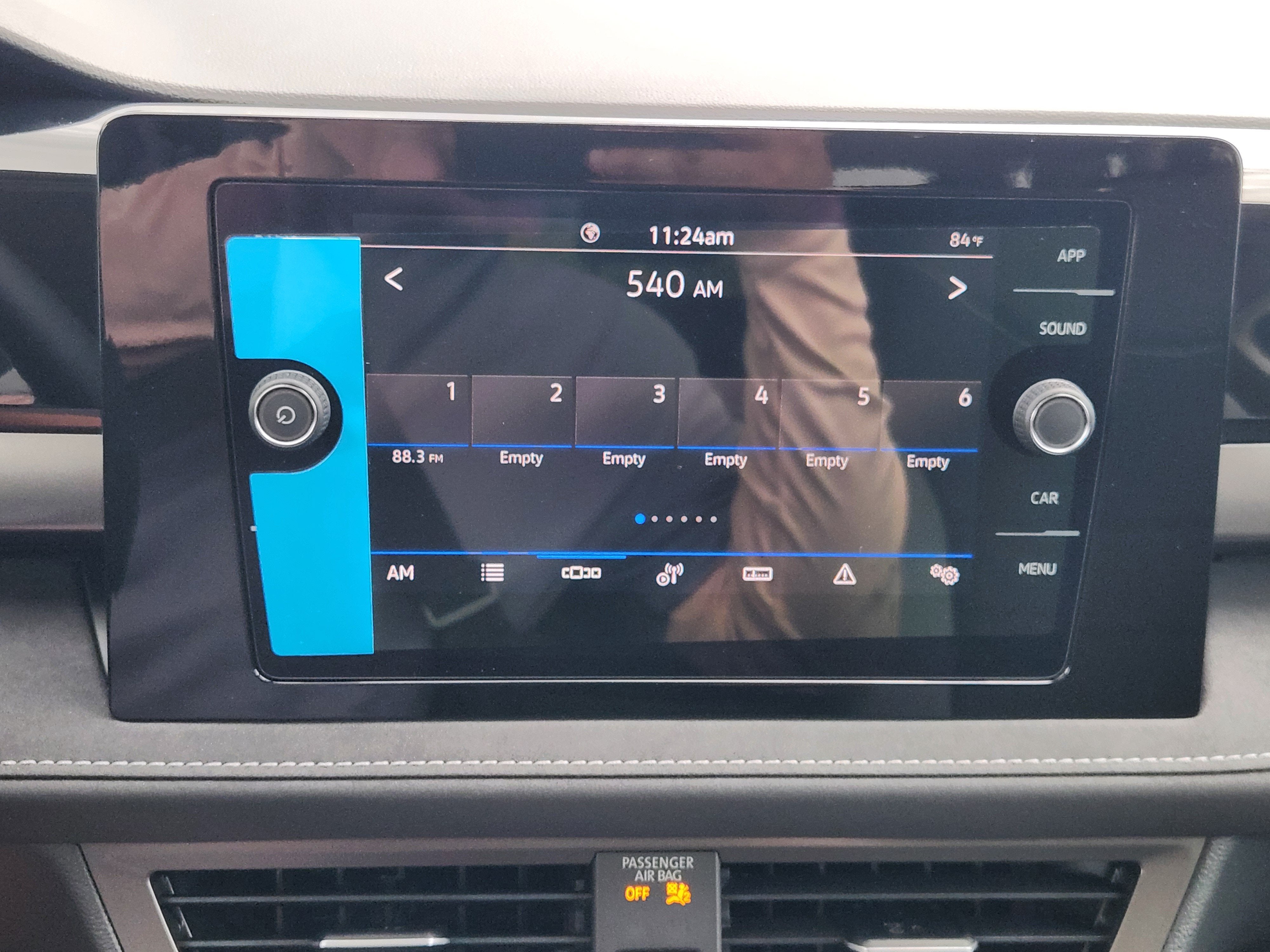 2027 Volkswagen Taos SE Black