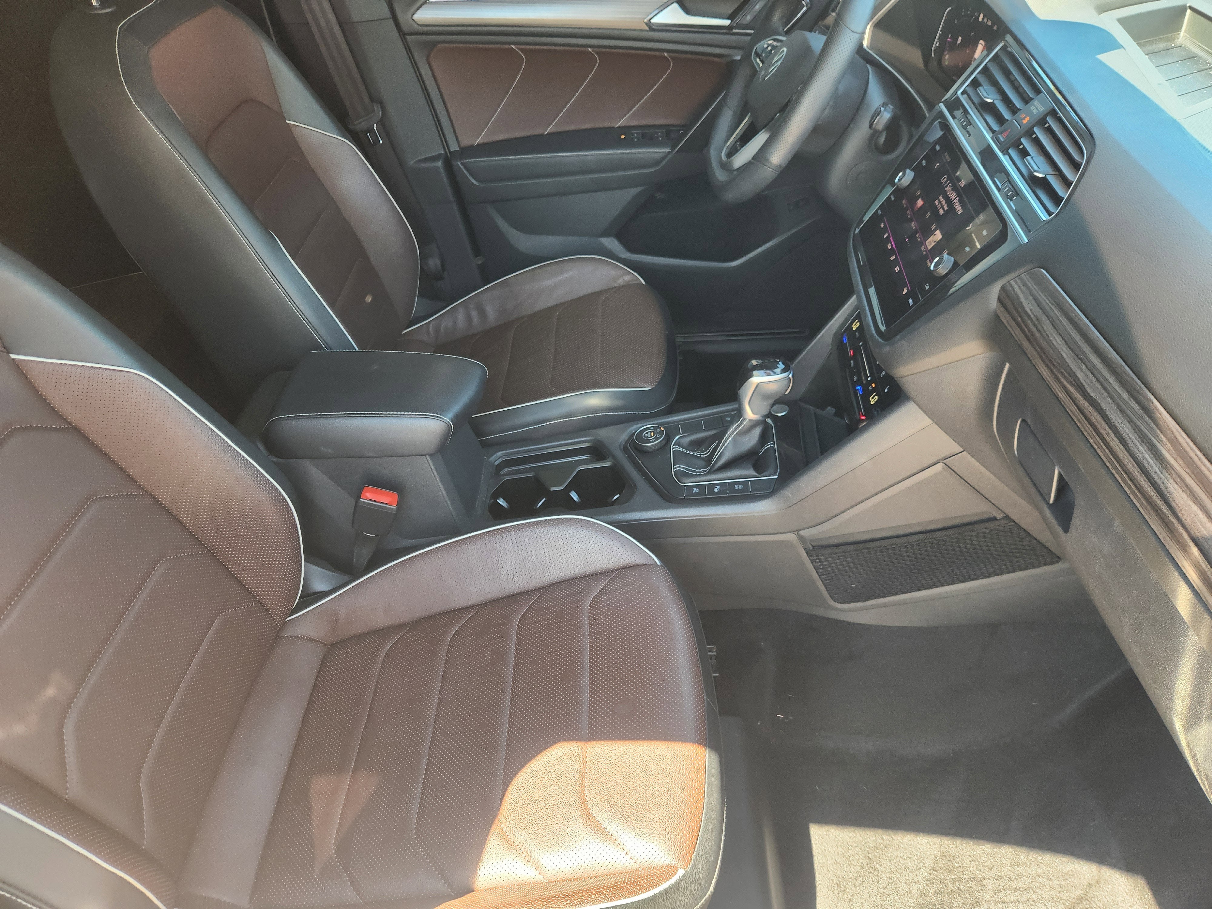 2024 Volkswagen Tiguan SEL R-Line