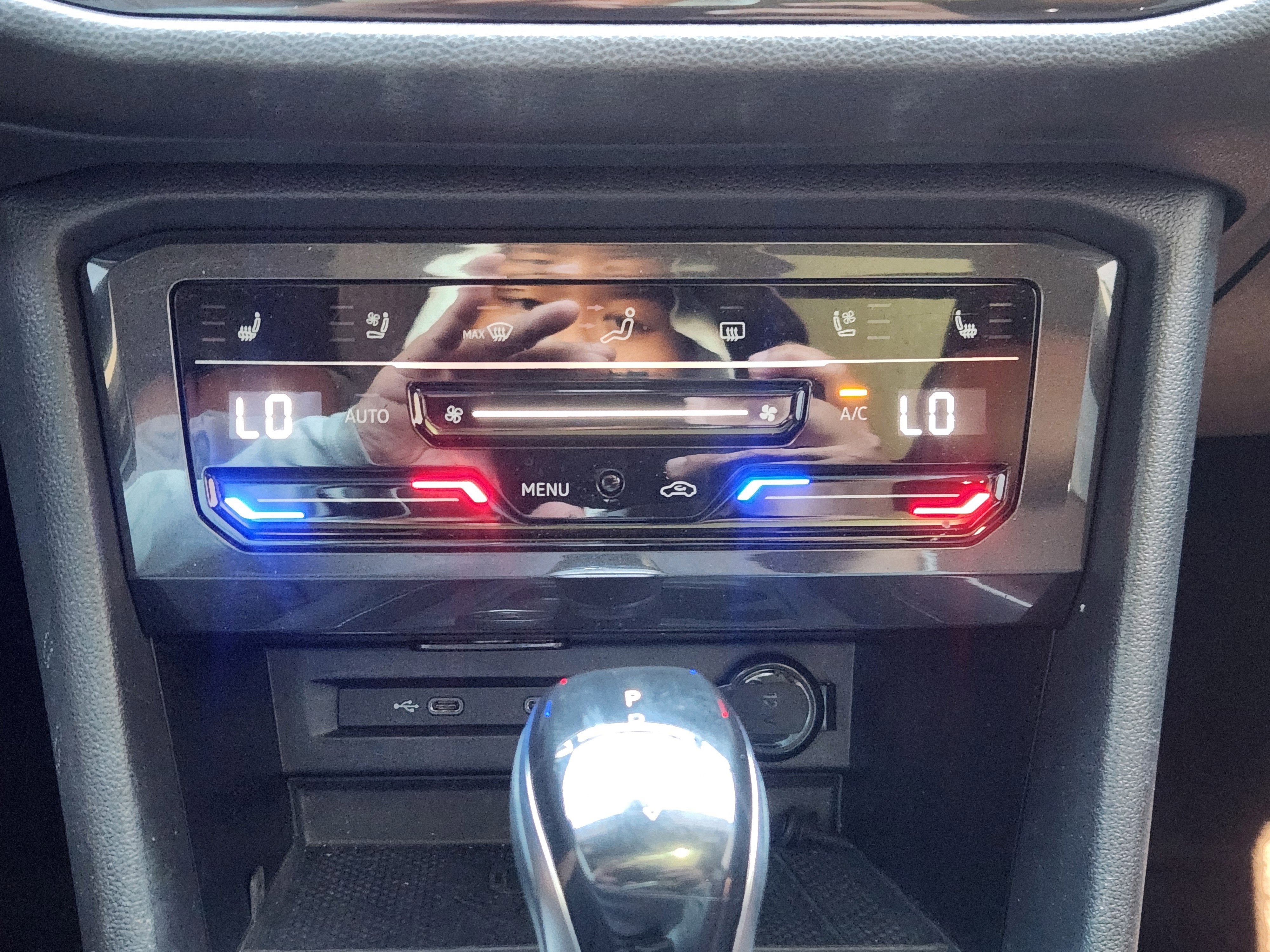 2024 Volkswagen Tiguan SEL R-Line