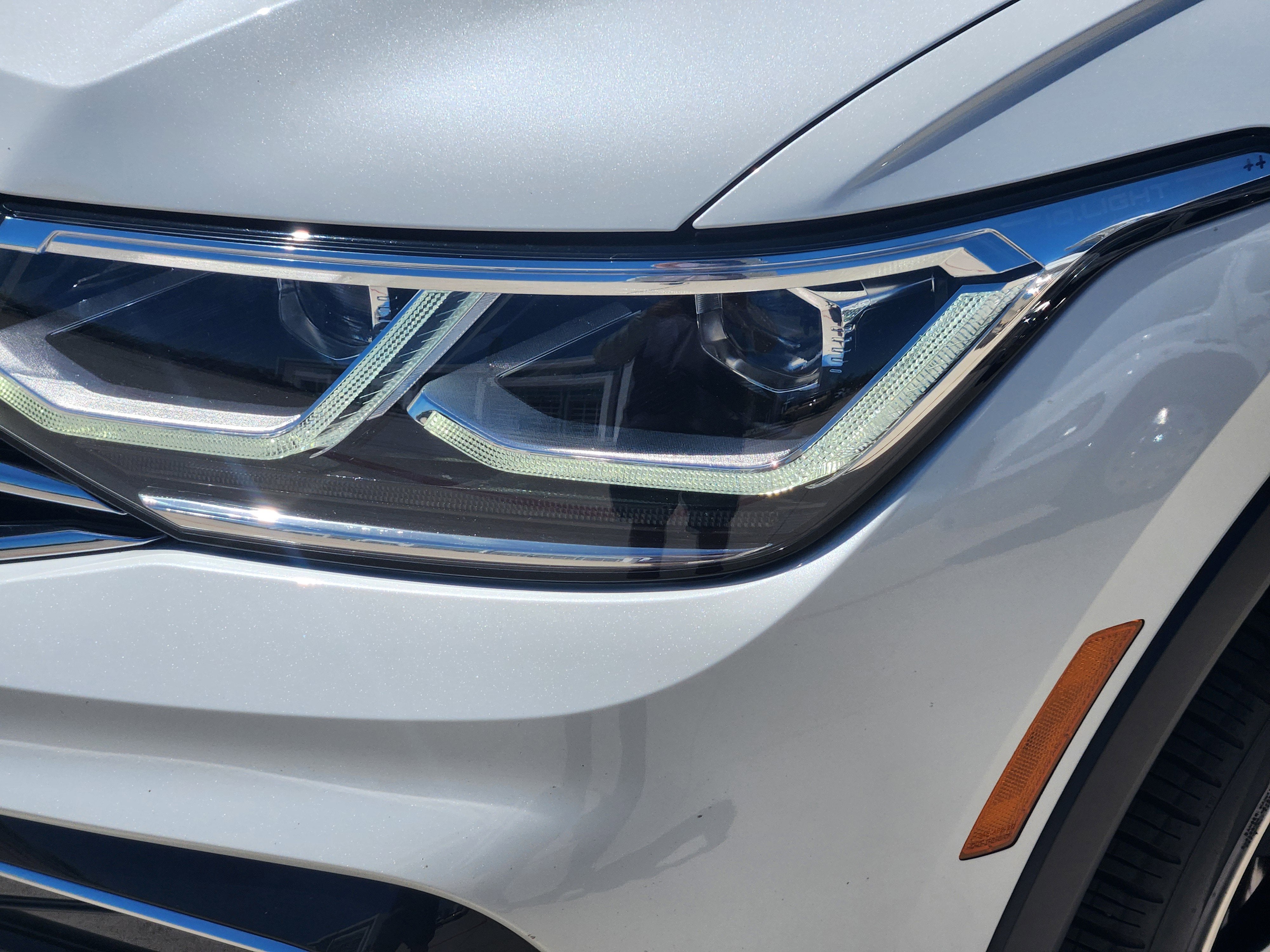 2024 Volkswagen Tiguan SEL R-Line