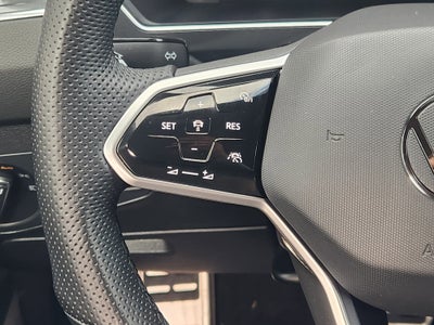 2022 Volkswagen Tiguan SEL R-Line