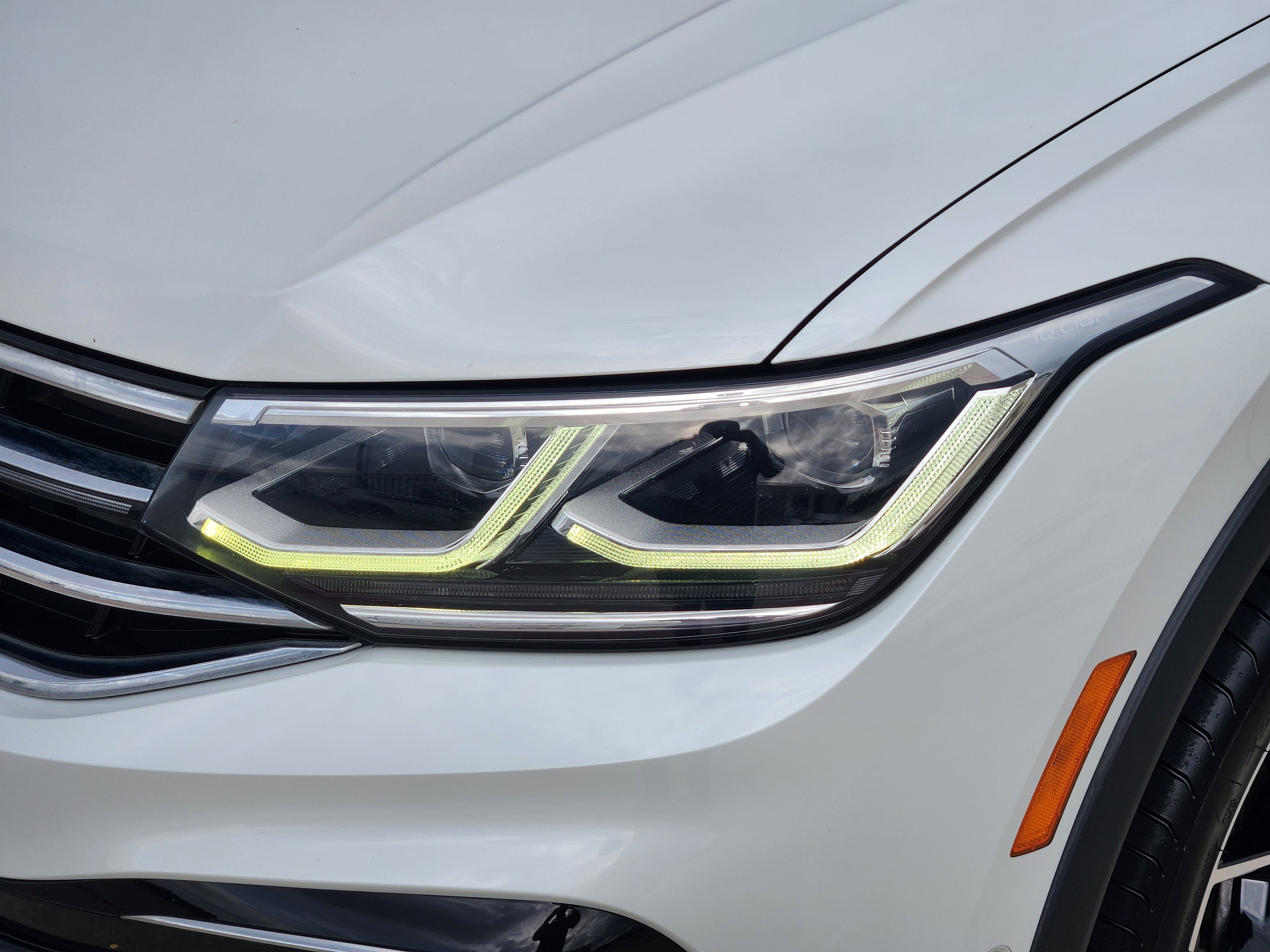 2022 Volkswagen Tiguan SEL R-Line
