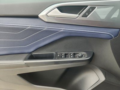 2027 Volkswagen Taos SEL
