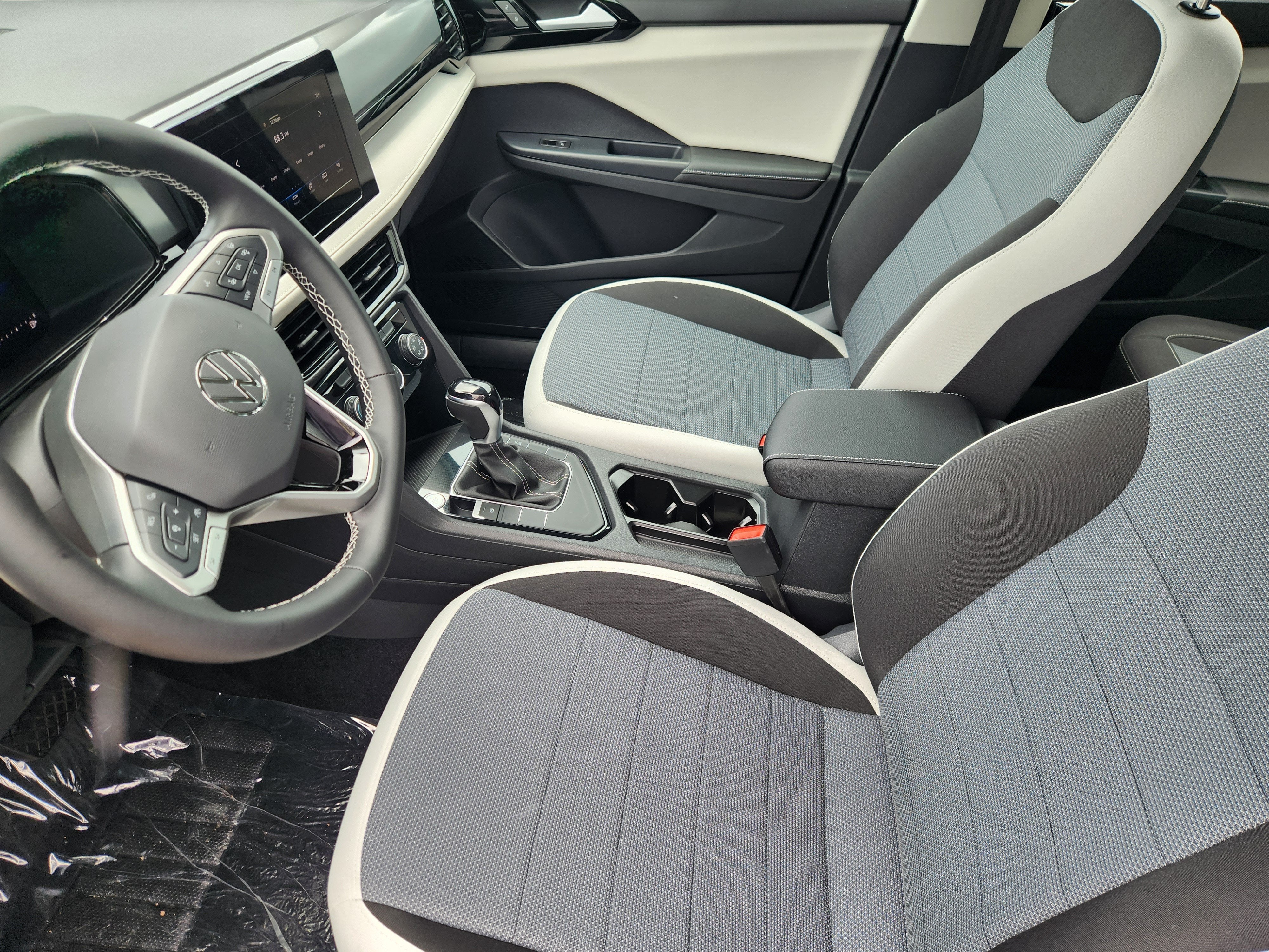 2026 Volkswagen Taos S
