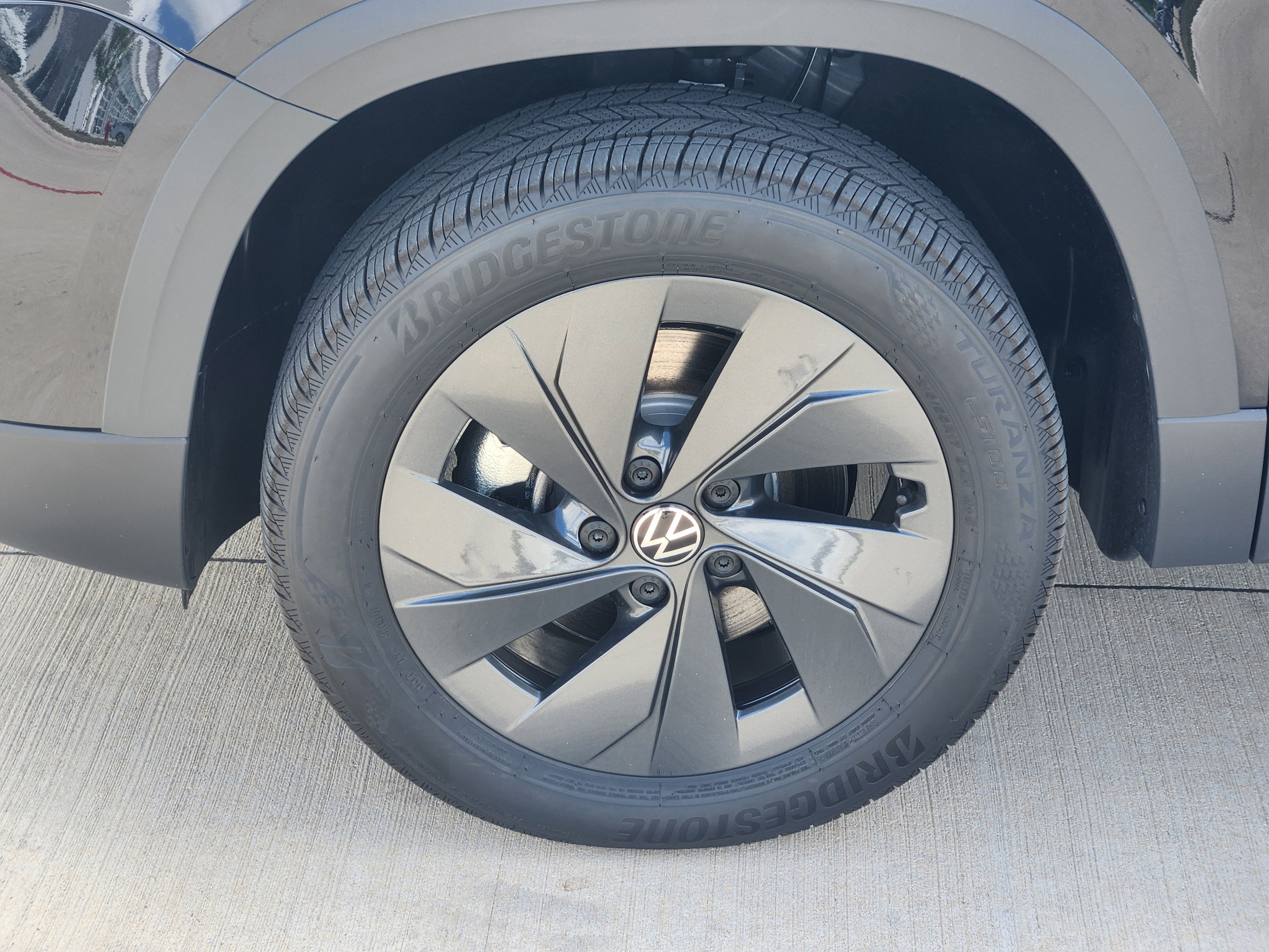 2026 Volkswagen Taos S