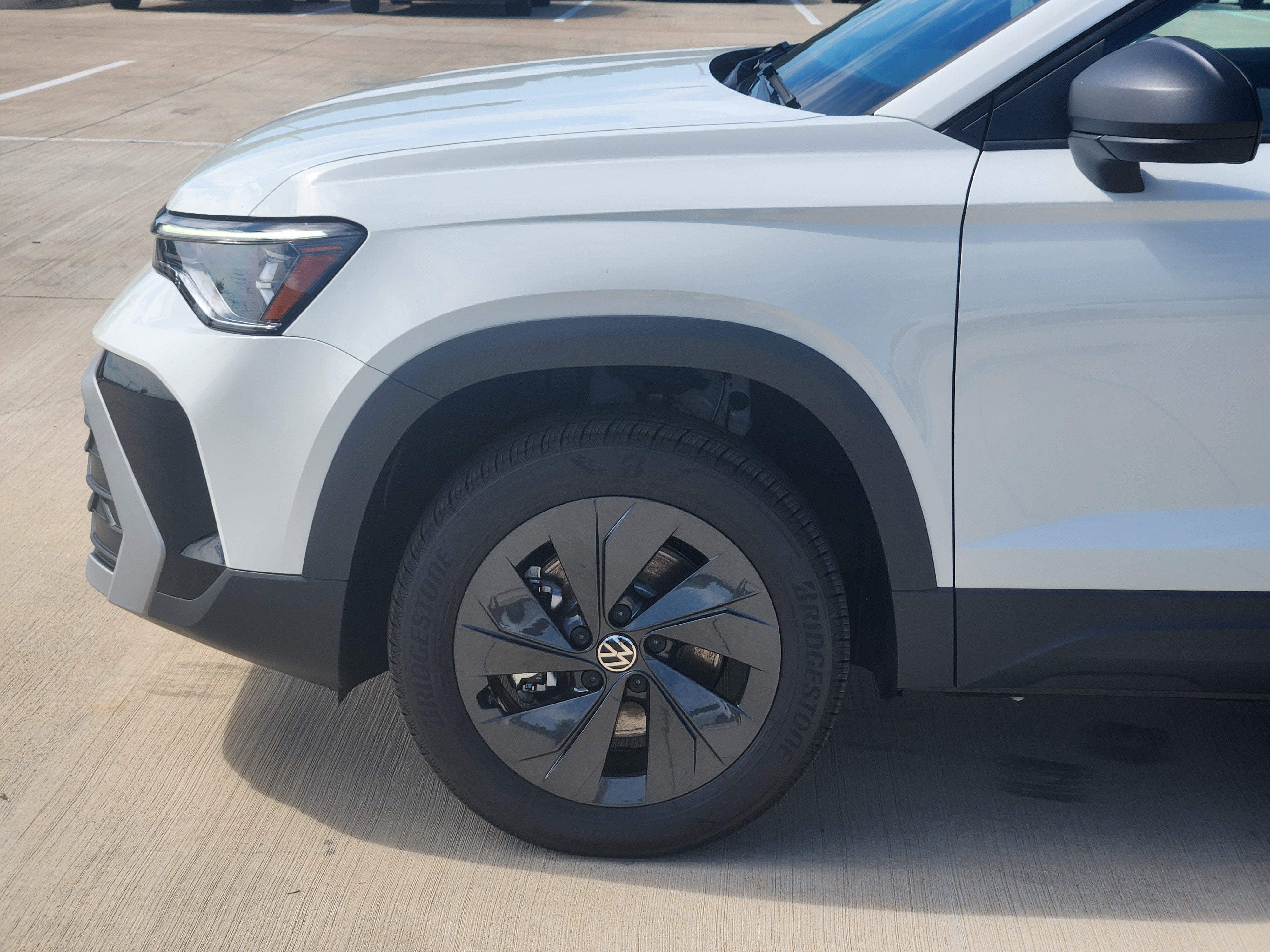 2027 Volkswagen Taos S