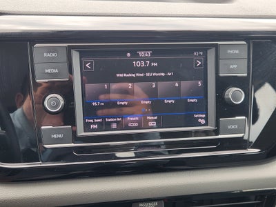 2024 Volkswagen Taos S