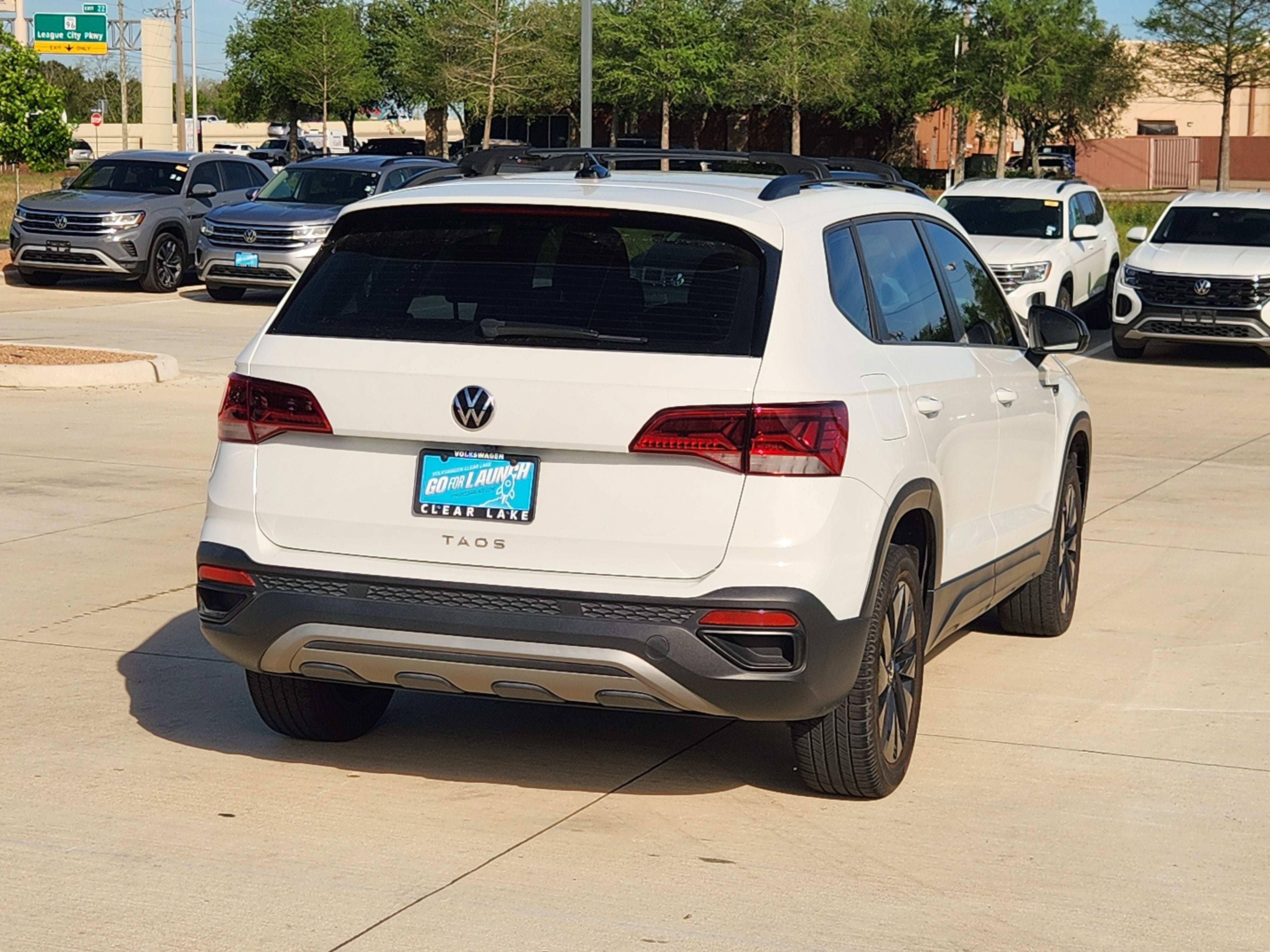 2024 Volkswagen Taos S