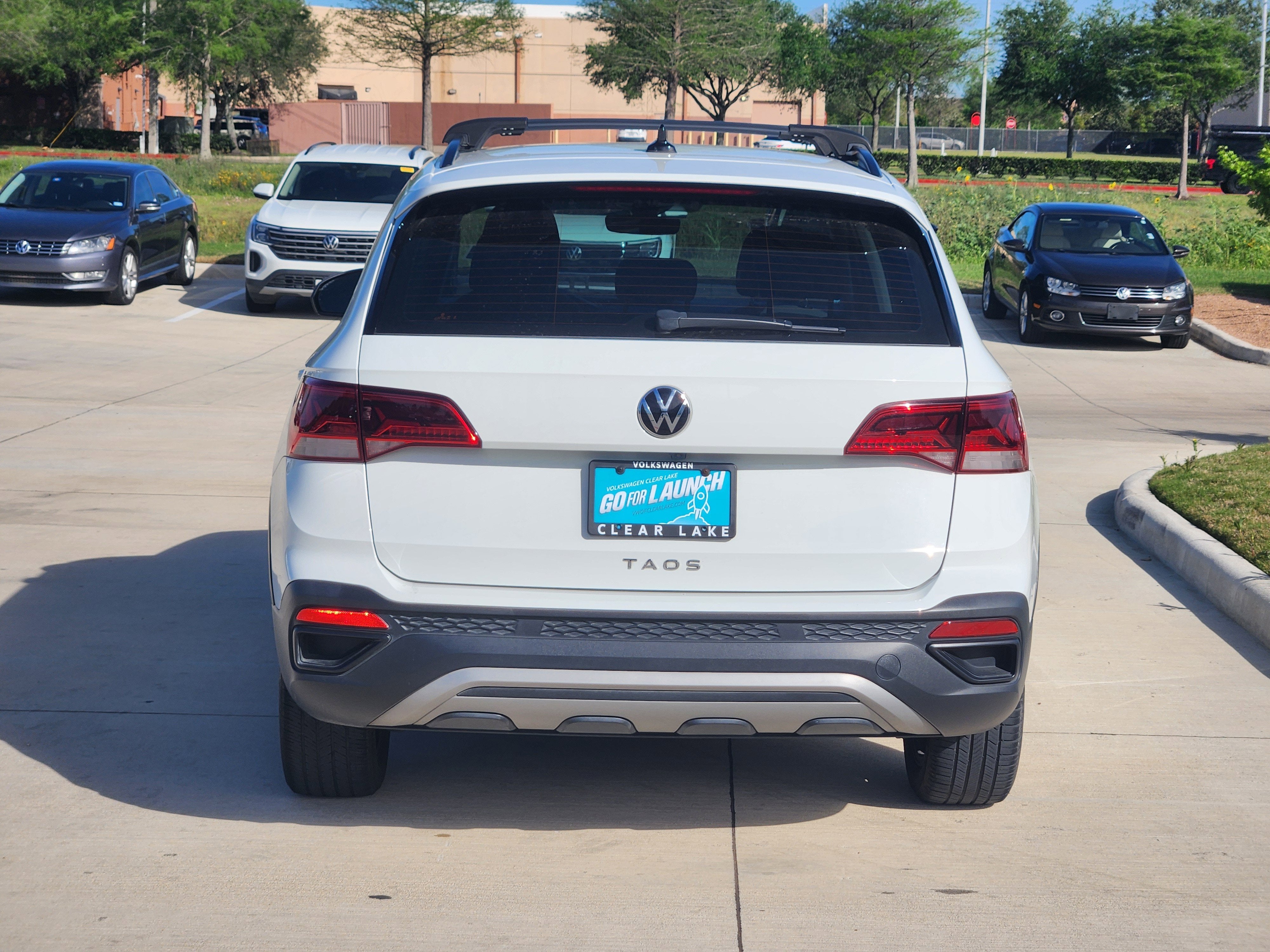 2024 Volkswagen Taos S