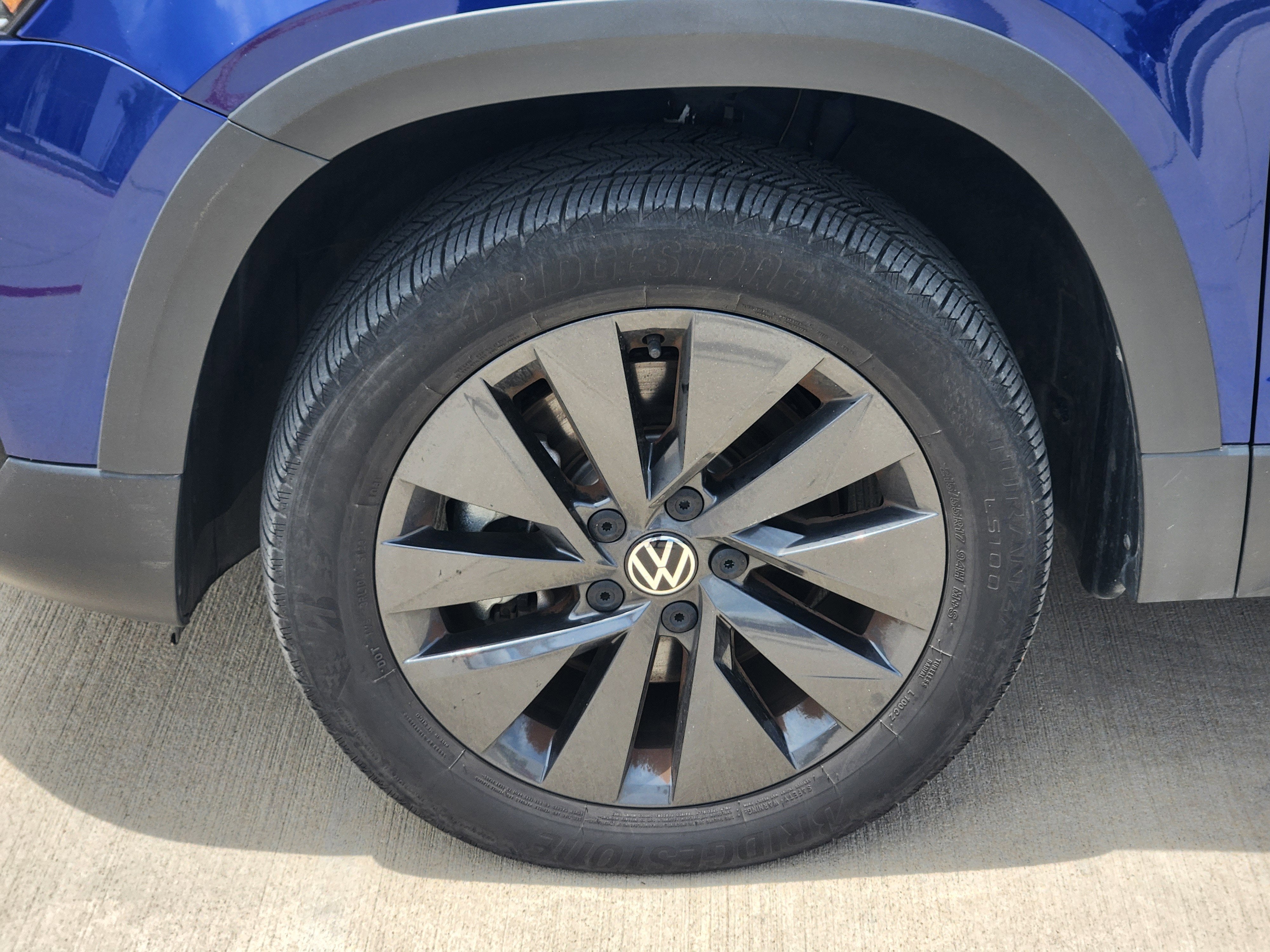 2024 Volkswagen Taos S