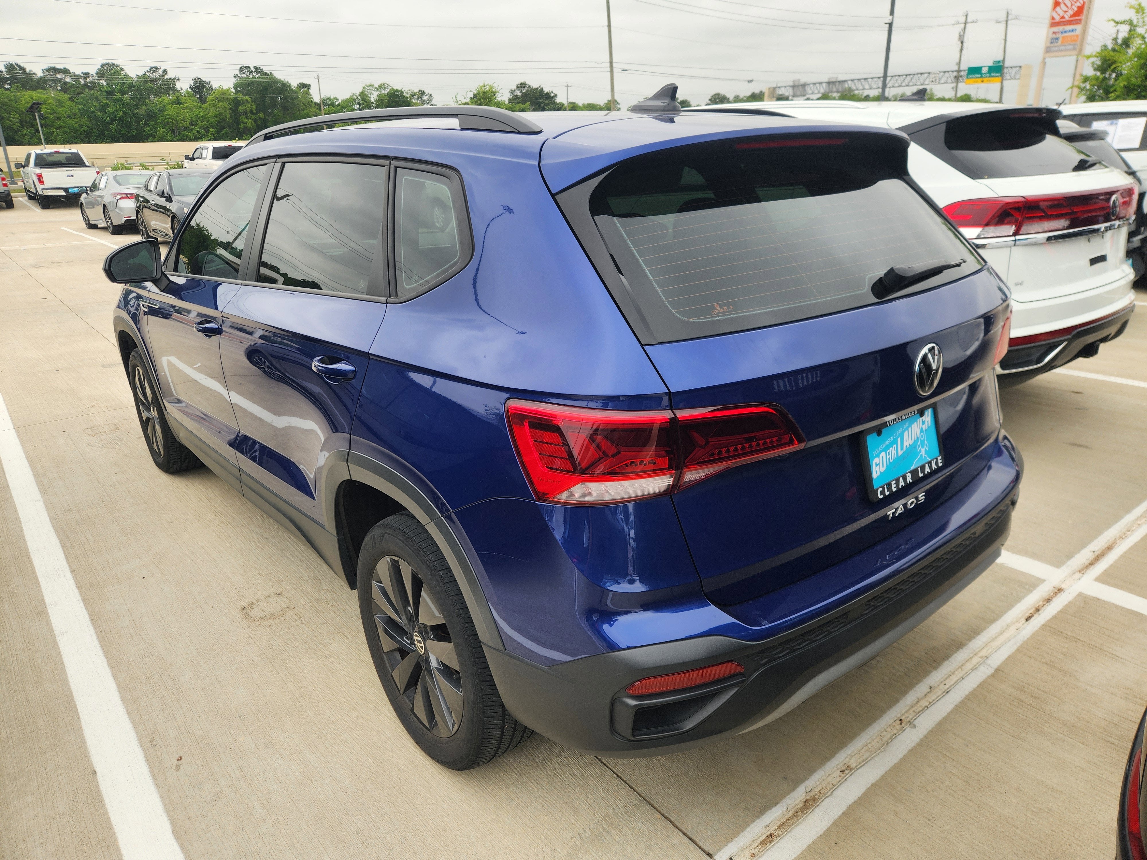 2024 Volkswagen Taos S