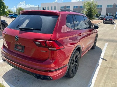 2024 Volkswagen Tiguan SE R-Line Black