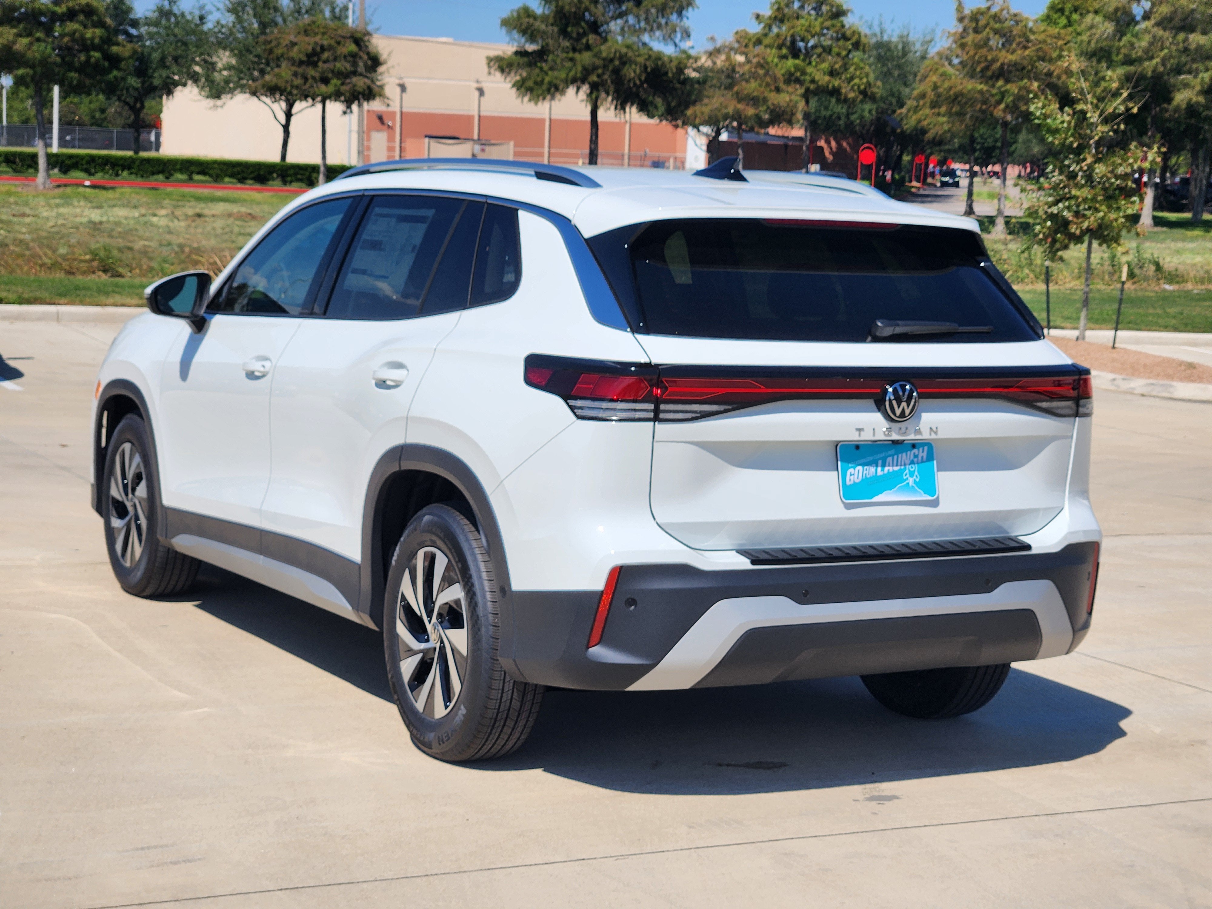 2027 Volkswagen Tiguan S