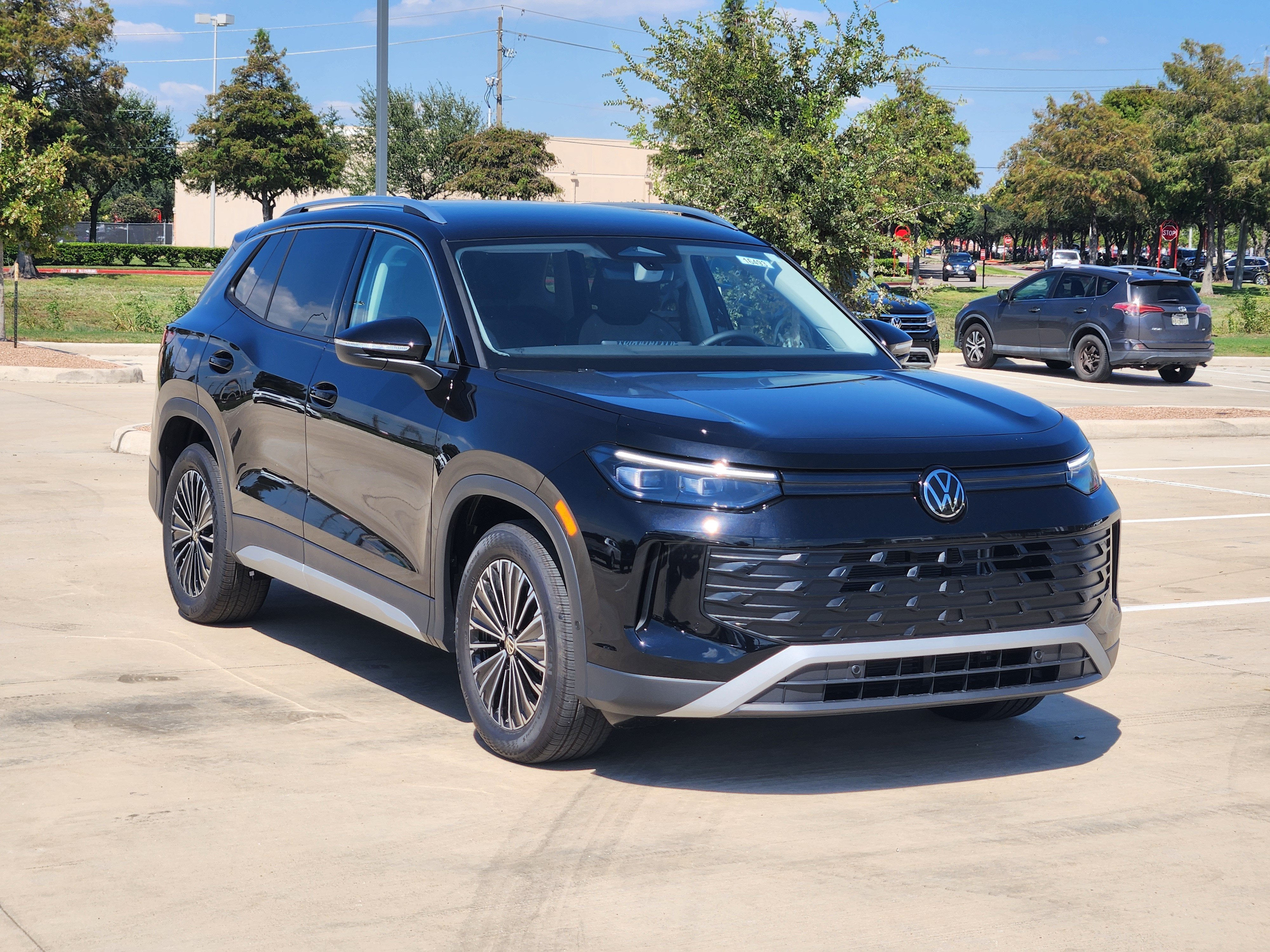 2027 Volkswagen Tiguan S