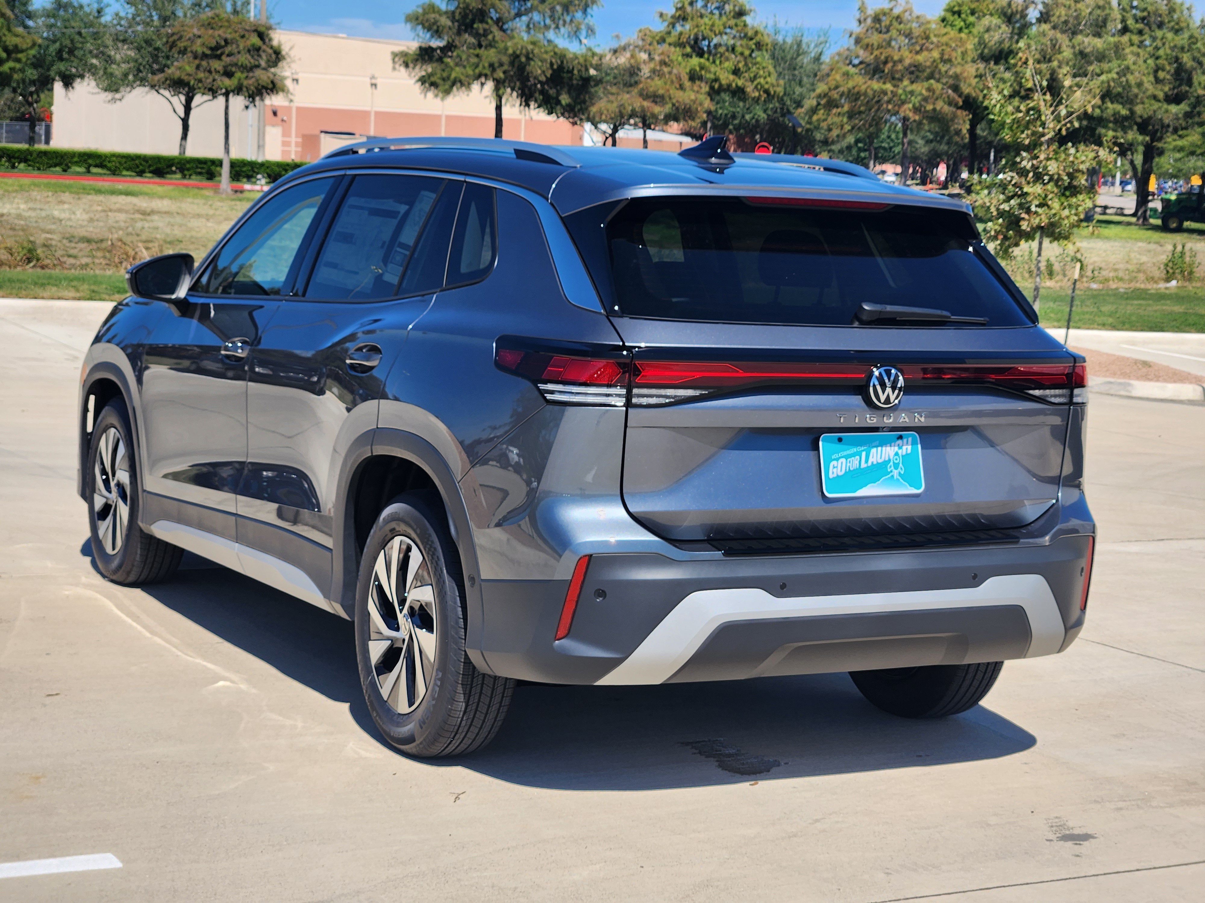 2027 Volkswagen Tiguan S