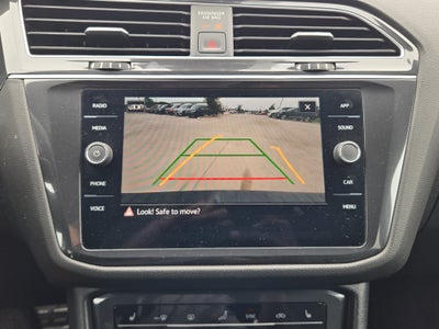2023 Volkswagen Tiguan SE R-Line Black
