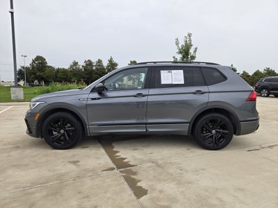2023 Volkswagen Tiguan SE R-Line Black