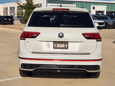 2022 Volkswagen Tiguan SE R-Line Black