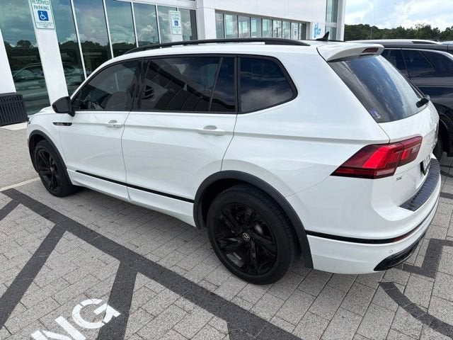 2023 Volkswagen Tiguan SE R-Line Black