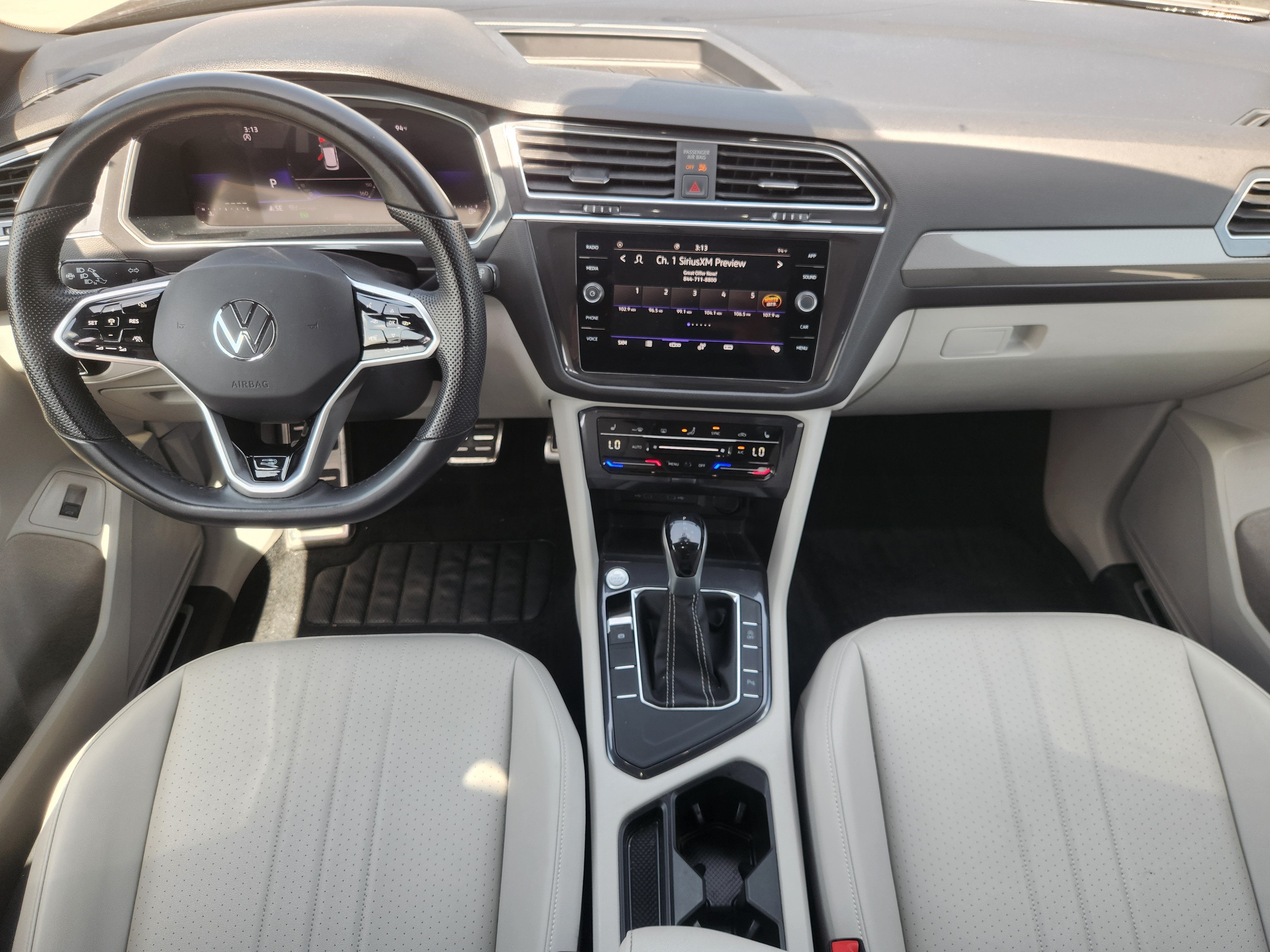 2024 Volkswagen Tiguan SE R-Line Black