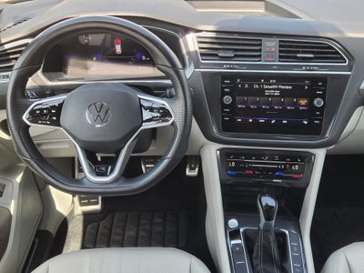 2024 Volkswagen Tiguan SE R-Line Black