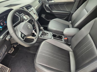 2023 Volkswagen Tiguan SE R-Line Black