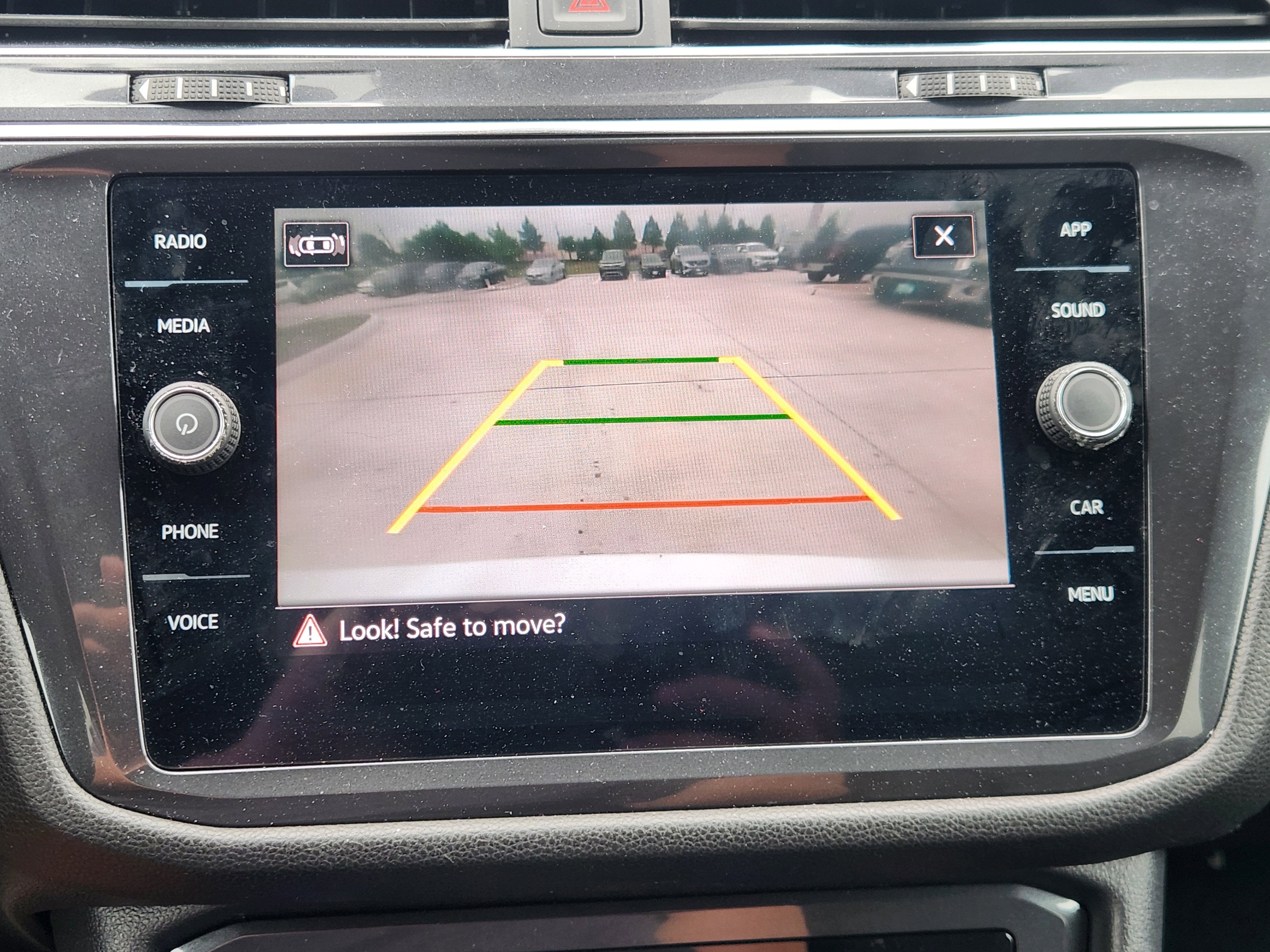 2023 Volkswagen Tiguan SE R-Line Black