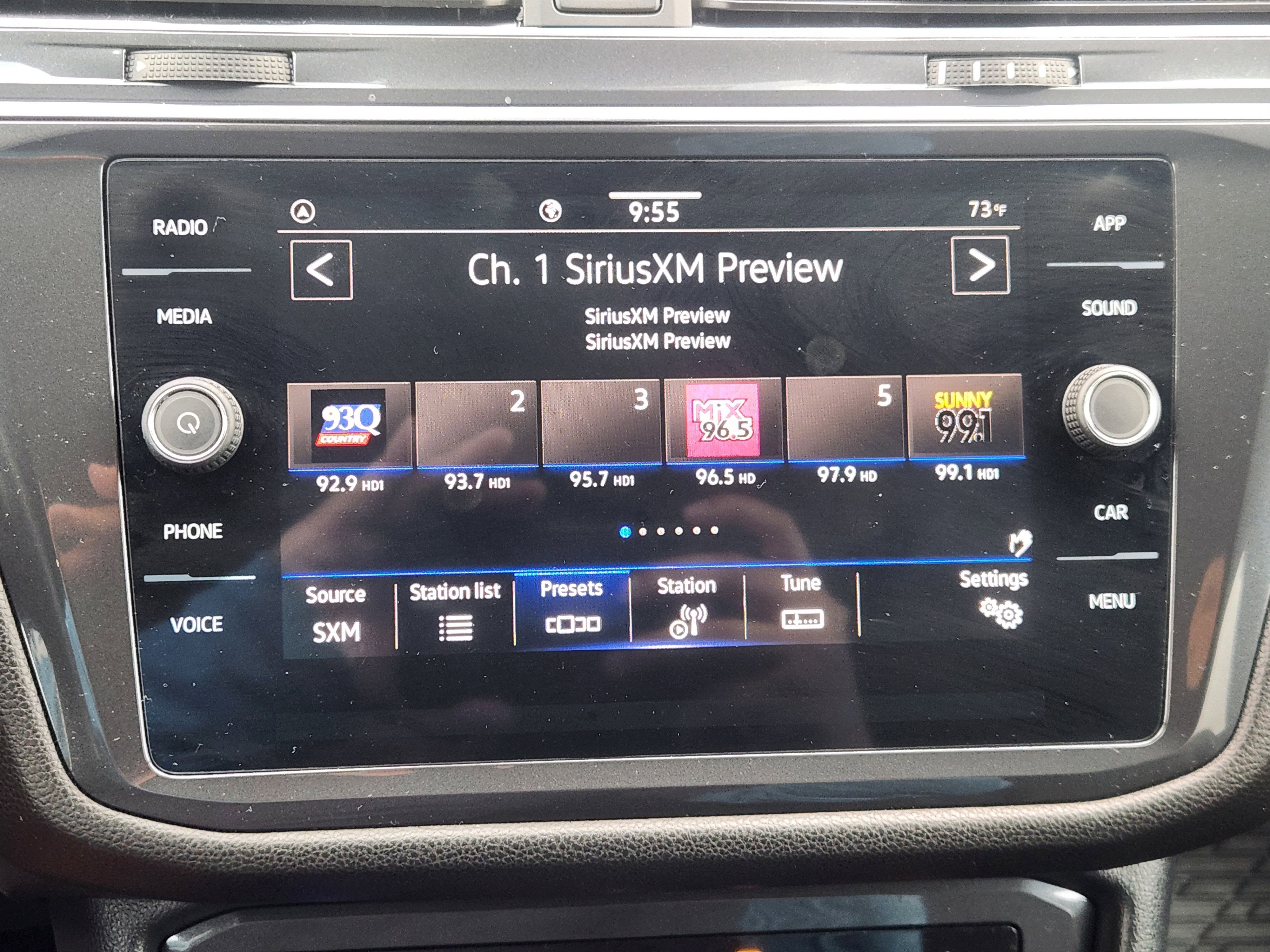 2023 Volkswagen Tiguan SE R-Line Black