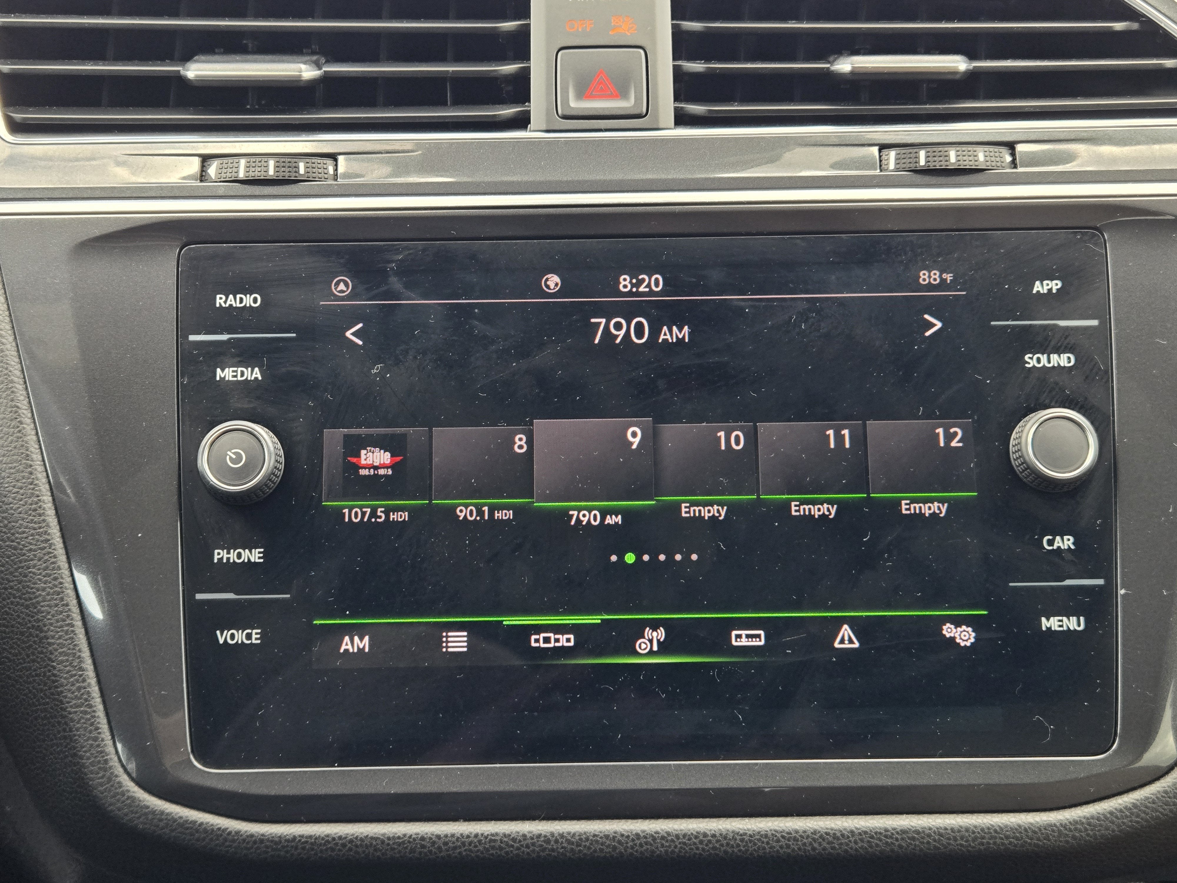 2023 Volkswagen Tiguan SE R-Line Black