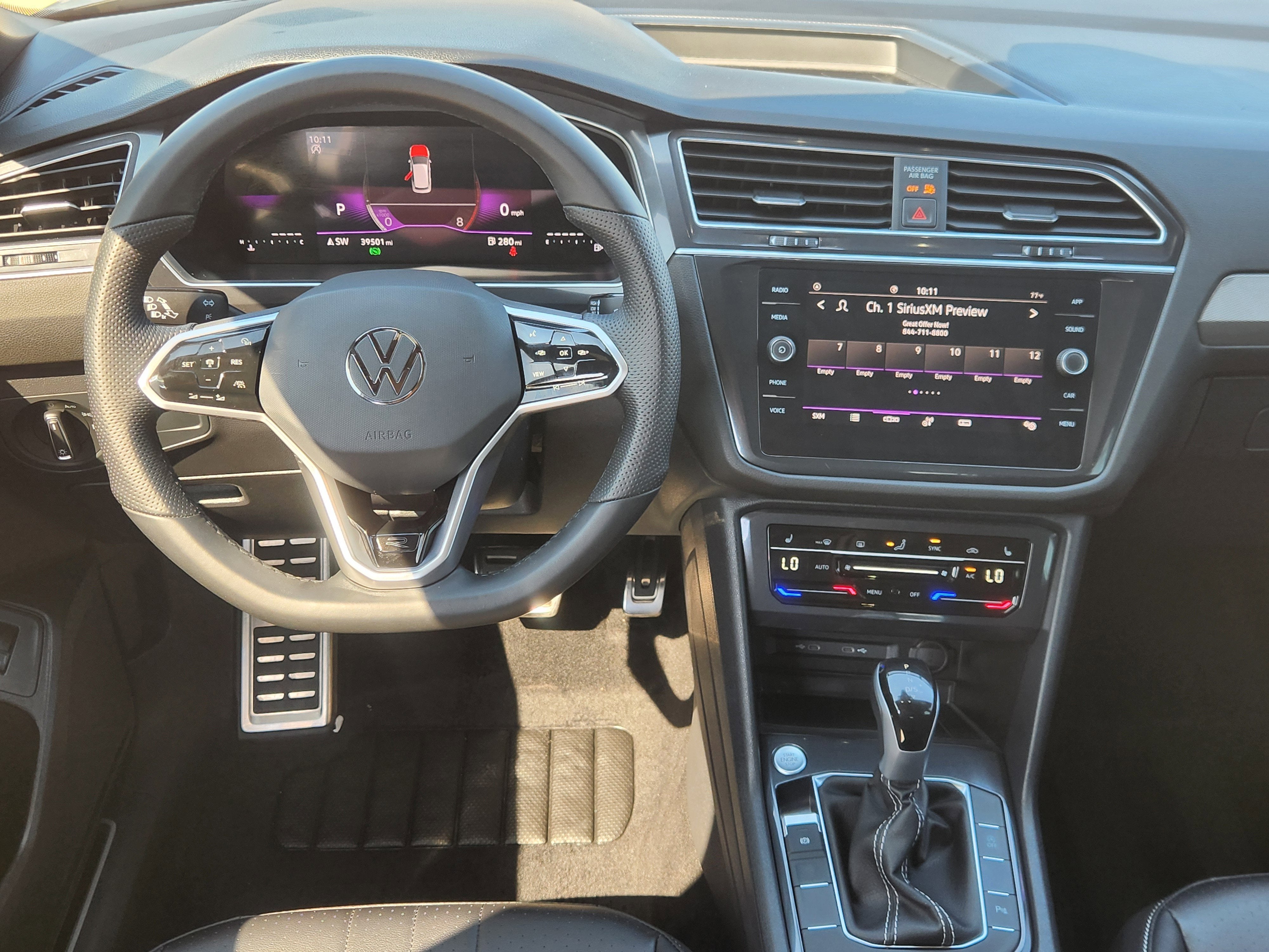2024 Volkswagen Tiguan SE R-Line Black