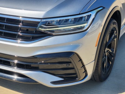 2024 Volkswagen Tiguan SE R-Line Black