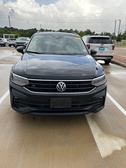 2024 Volkswagen Tiguan SE R-Line Black