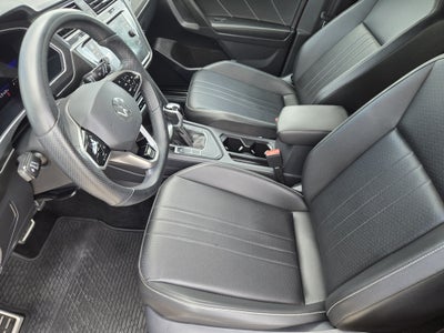 2024 Volkswagen Tiguan SE R-Line Black