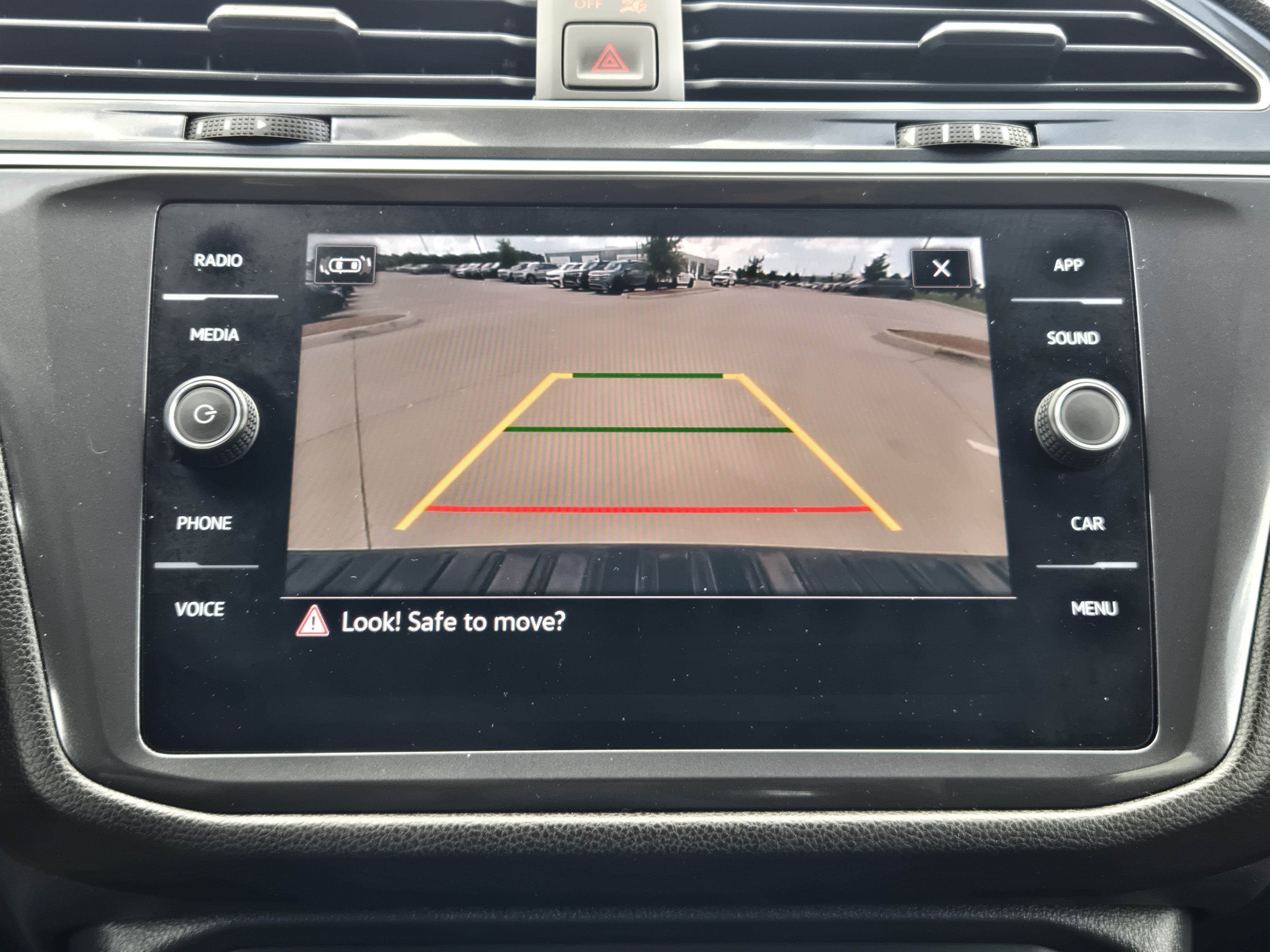 2024 Volkswagen Tiguan SE R-Line Black
