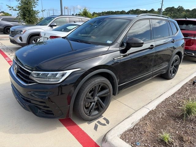 2024 Volkswagen Tiguan SE R-Line Black