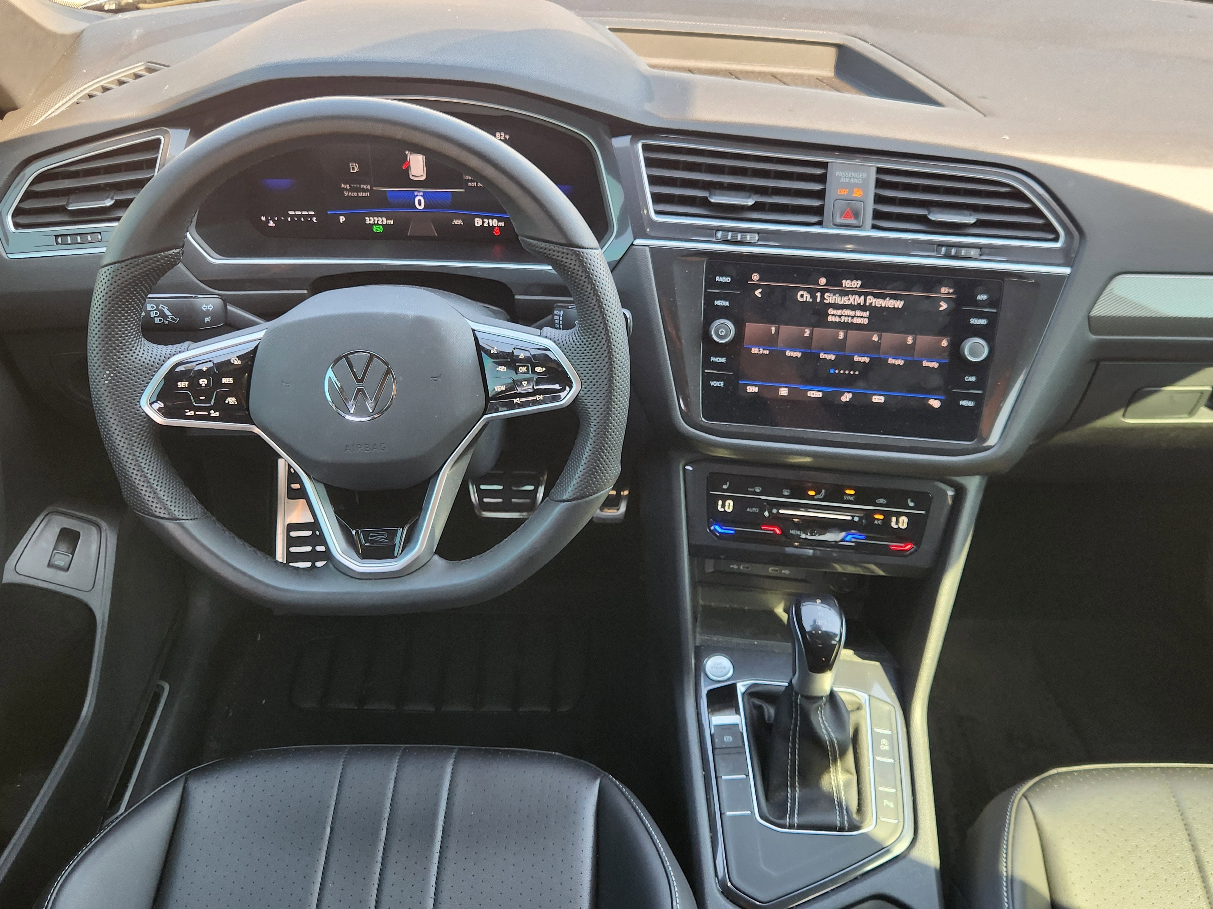 2024 Volkswagen Tiguan SE R-Line Black